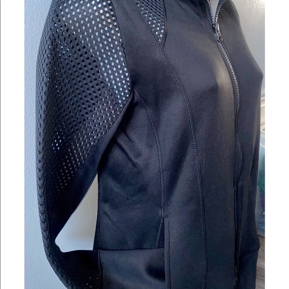 Mesh Active-Wear Zip-Up Jacket 90 Degrees - Picture 3 of 5